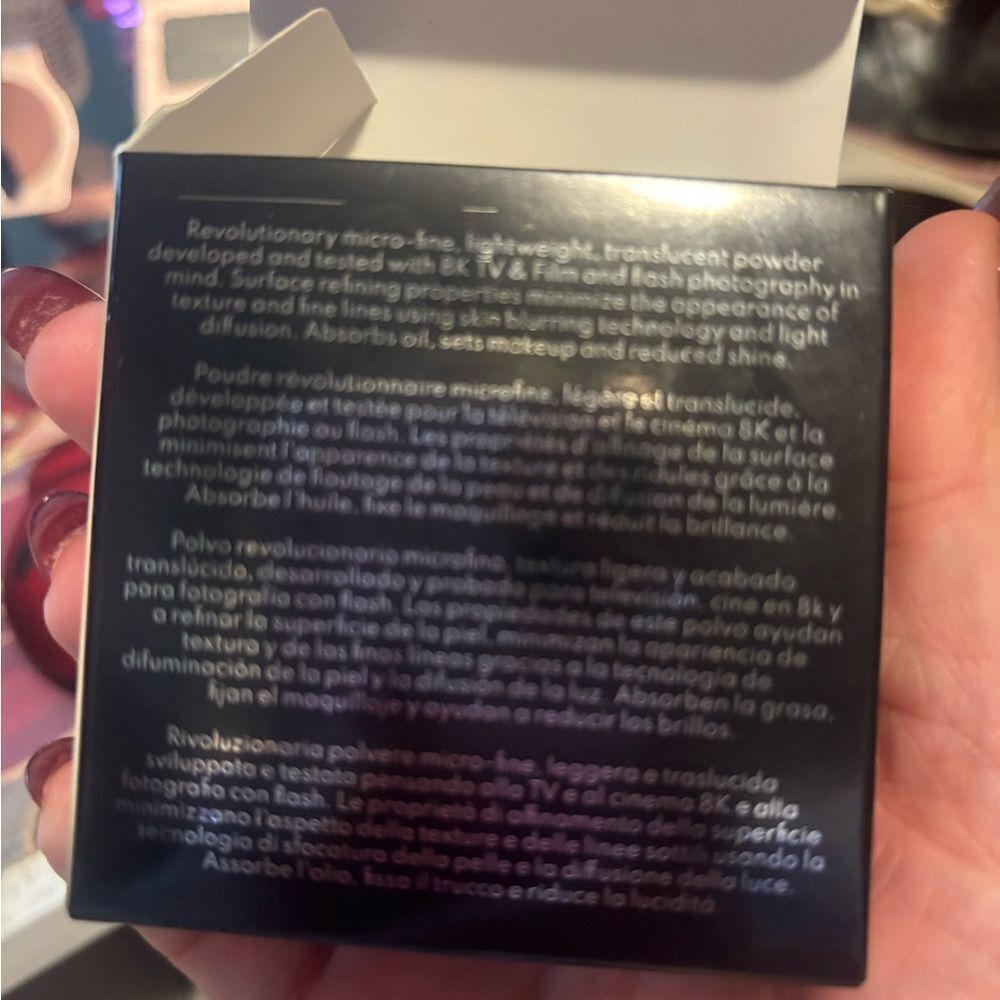 Danessa Myricks Evolution Face Powder - Picture 3 of 3